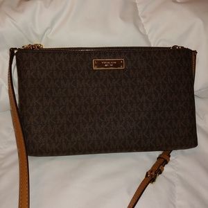 Michael Kors Crossbody